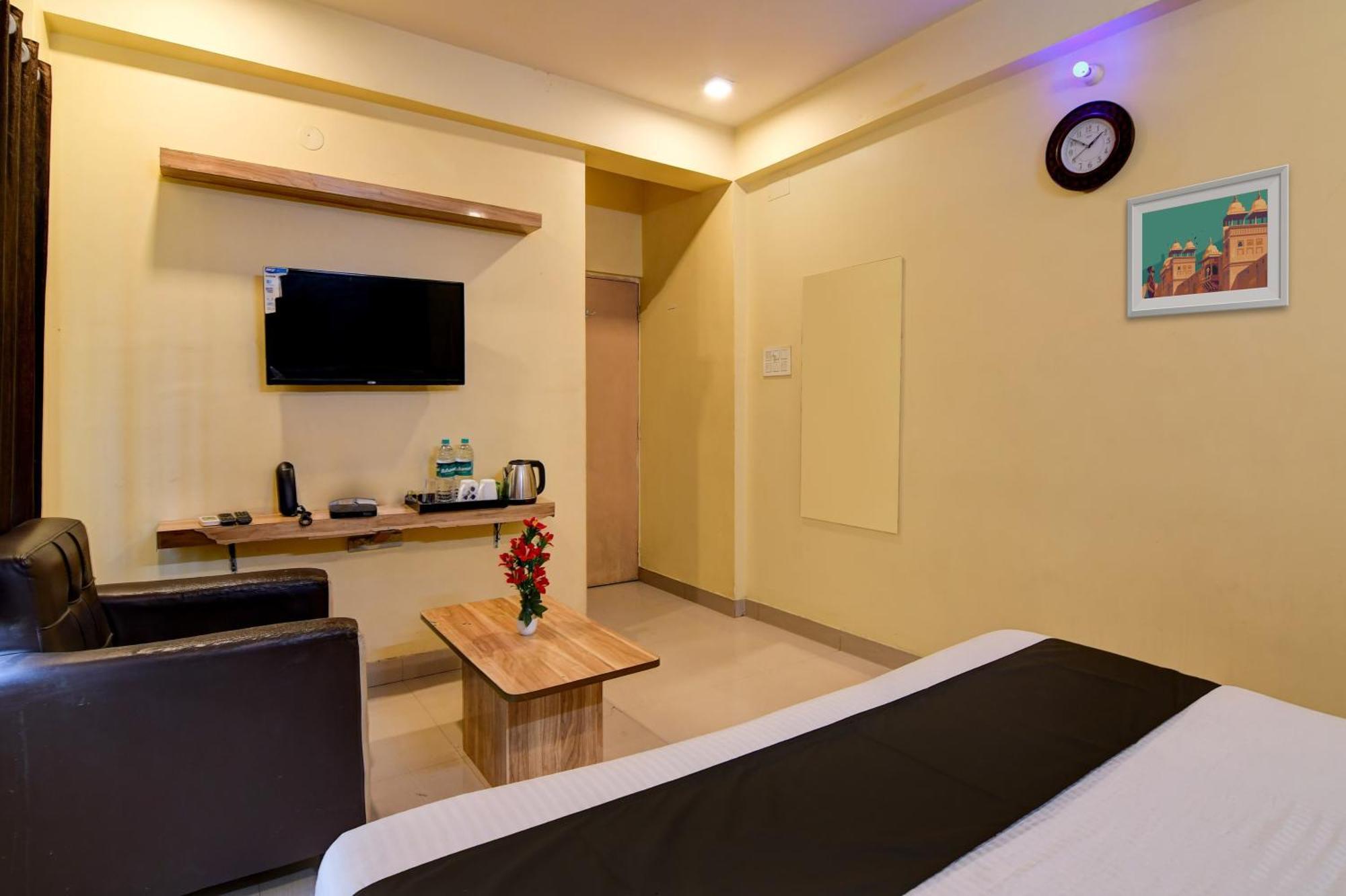 כלכותה Hotel O Casa Astra מראה חיצוני תמונה